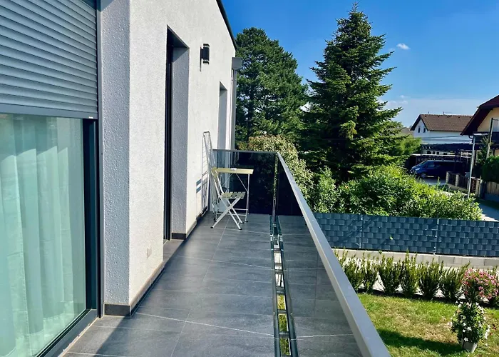 Weisses Haus דירה *